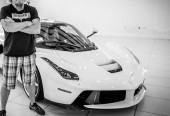 Catching the LaFerrari!