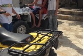 Surprise visit from Kenny Chesney in Cabo!