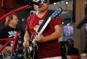 15627705_web1_Hagar-4